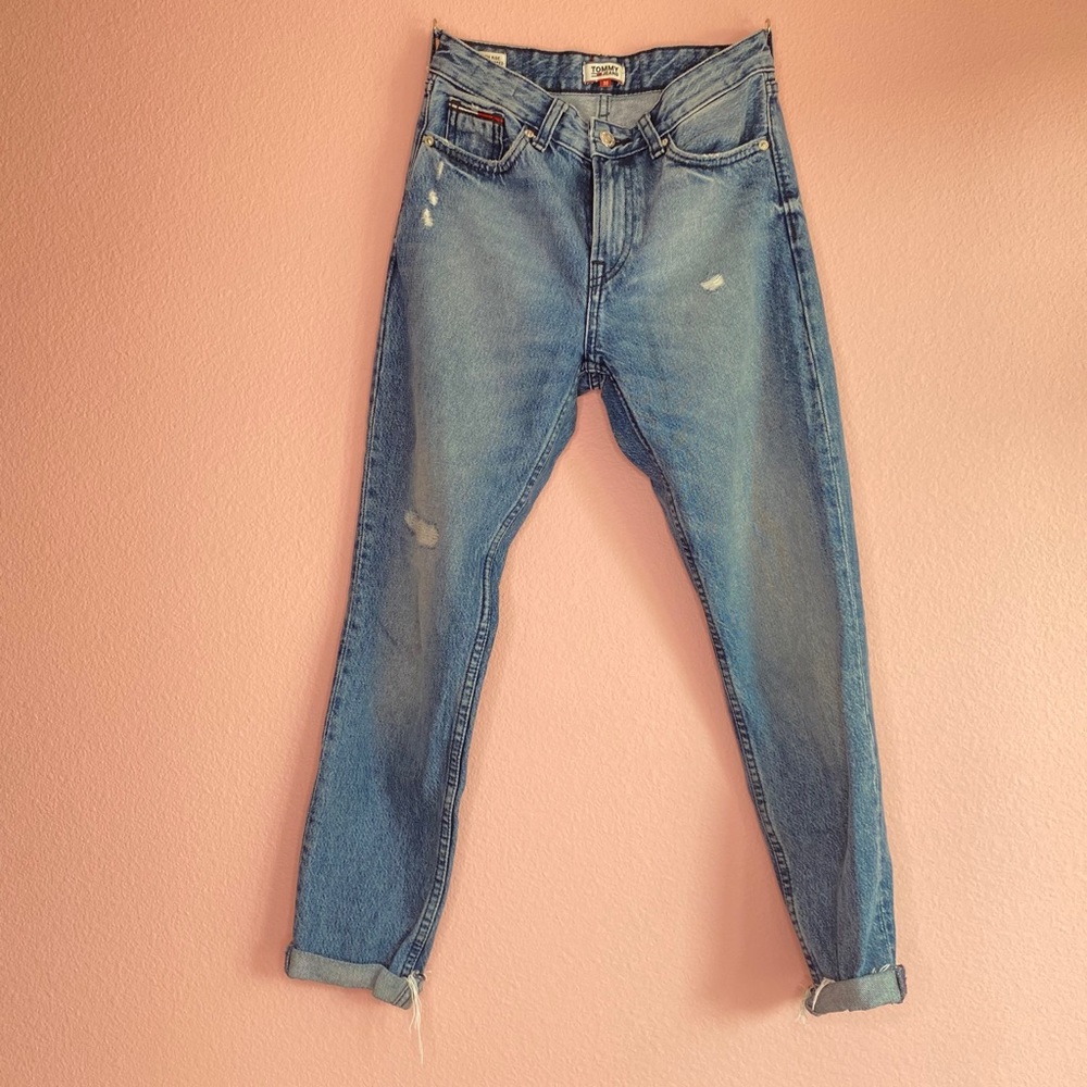 Tommy Distressed Jeans